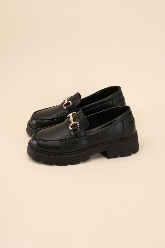 Bold sophisticated Horse-Bit Loafer