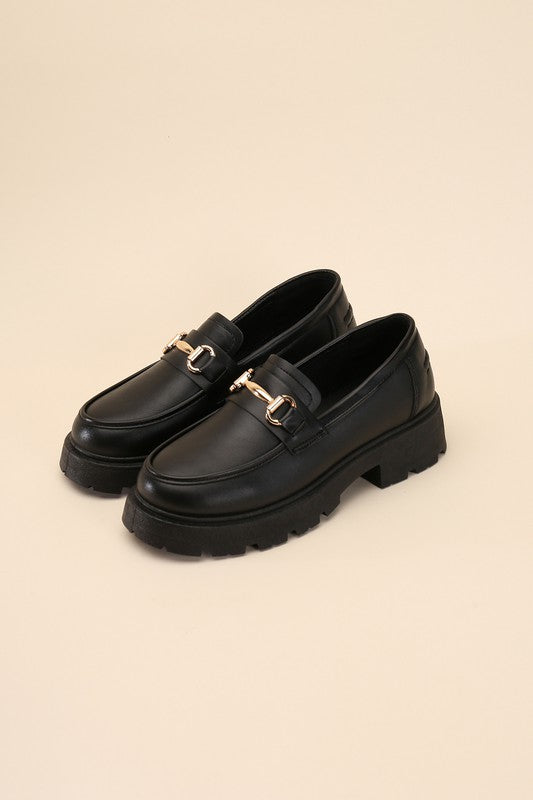 Bold sophisticated Horse-Bit Loafer