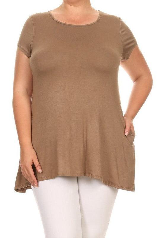 Short sleeves Side pockets Tunic top - BoldlyCurvy