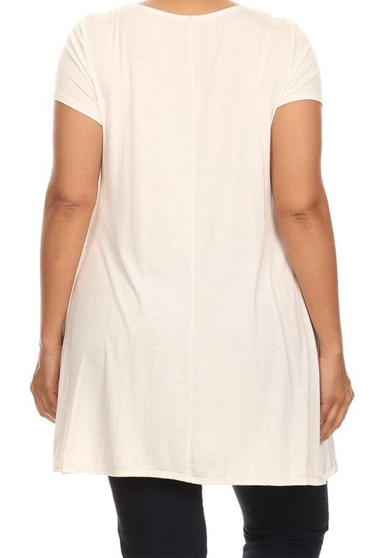 Short sleeves Side pockets Tunic top - BoldlyCurvy